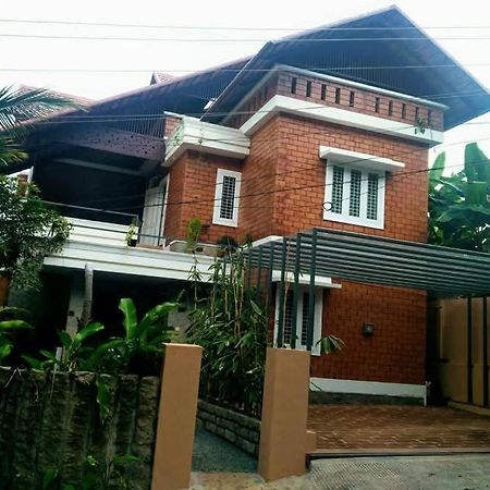 הוילה טריואנדרום Harmony Nest, Akkulam מראה חיצוני תמונה